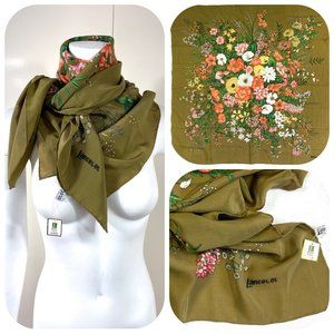 NWT Lancelot square  Scarf